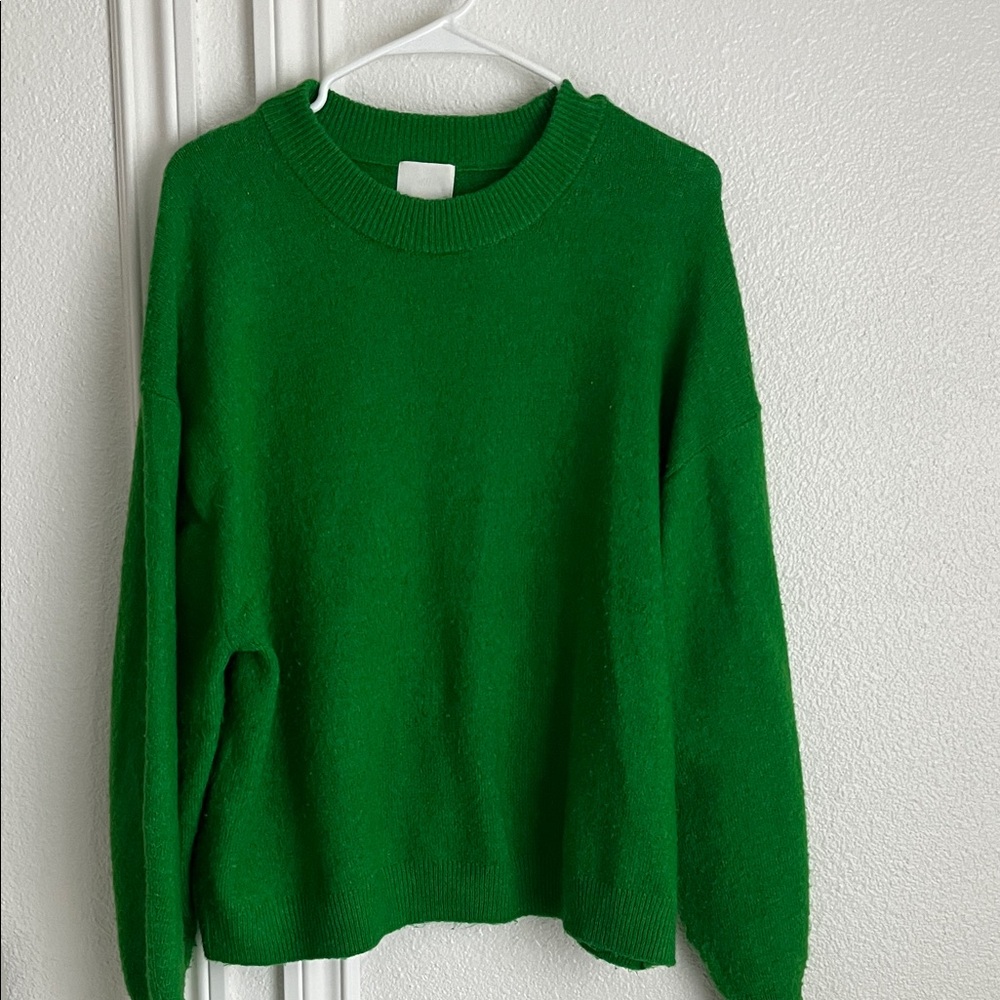 H&M Vibrant Green Crew Neck Sweater